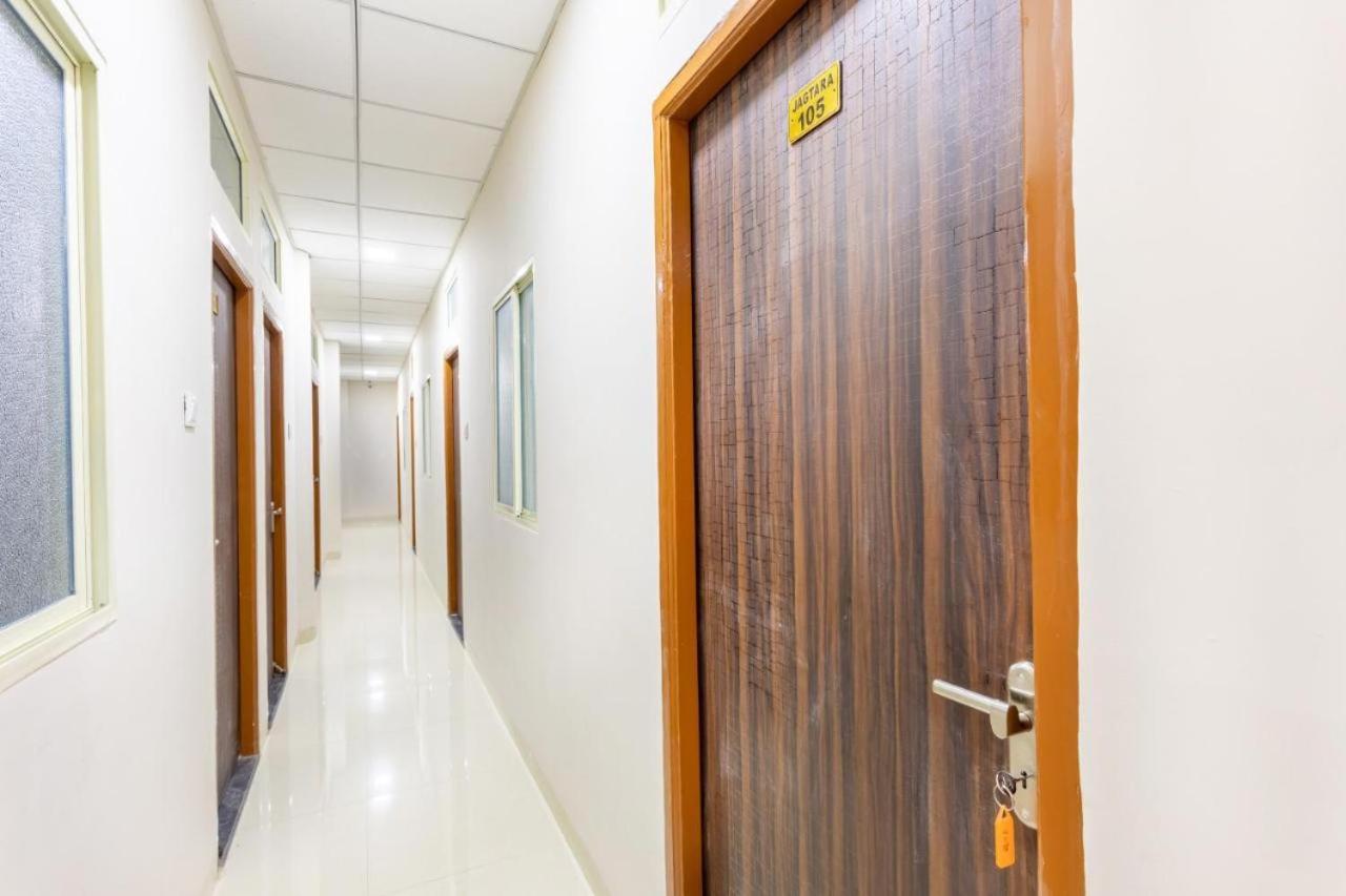 Jagtara Residency Hotel Indore Buitenkant foto